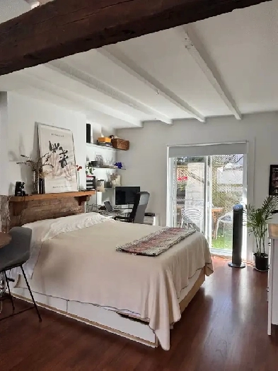 Charmant studio meublé tout inclus – 5 minutes du centre-ville Image# 2