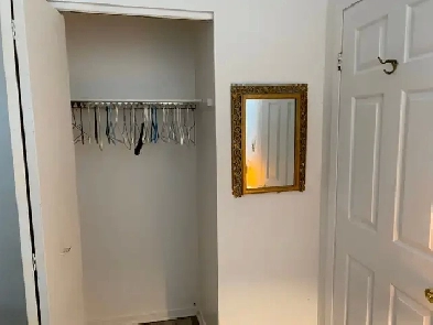 Room for RENT - 58 Woodstone Crescent - 5 MIN WALK TO SLC