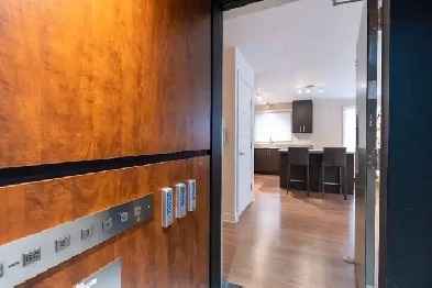 grand 5 1/2, ascenseur privé, juin/juillet, Image# 10