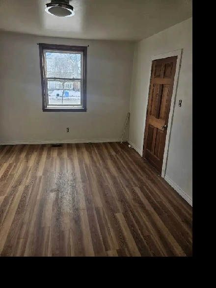 3 BEDROOMs HOUSE IMMEDIATELY OR. SHORT TERM WELCOME Image# 5