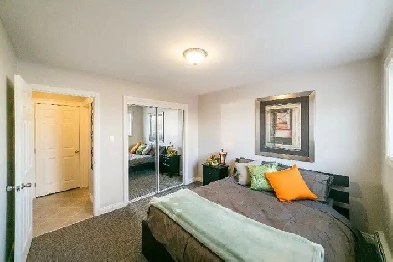 McKinnon Pointe FULLY FURNISHED CONDO APARTMENTS Image# 2