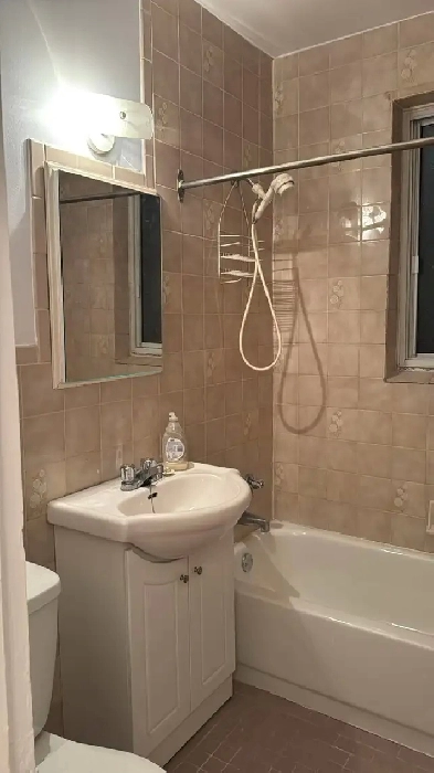 Brand new Kitchen,large4 ½ NDG(close Monkland Village)Jan/Feb Image# 2