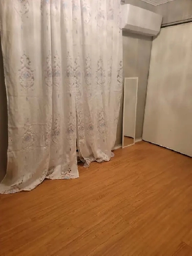 Room for Rent Near Humber College – All Utilities Included! Image# 2