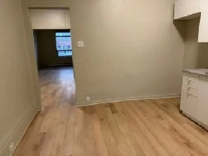 VERDUN (Métro Lasalle) Grand 7 1/2 rénové disponible janvier Image# 12