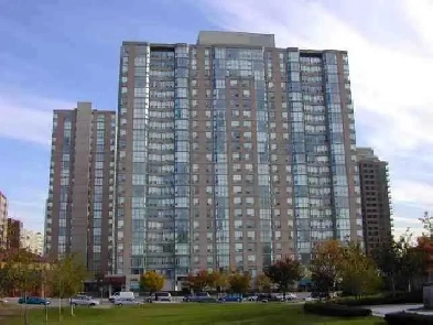 Absolutely Beautiful 2 Bdr  2Wsr Unit About 900 sq.fCitycentre Image# 13