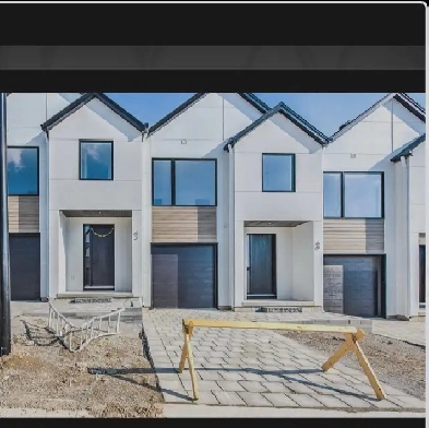 3 Bedroom Townhouse available for rent Image# 2