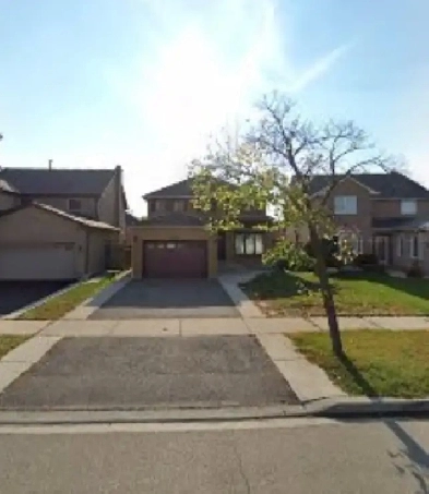 4 Bedroom Home for Rent with Parking Image# 1