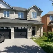 3 BDRM  3 BTH House For Rent Prime Location In Mississauga