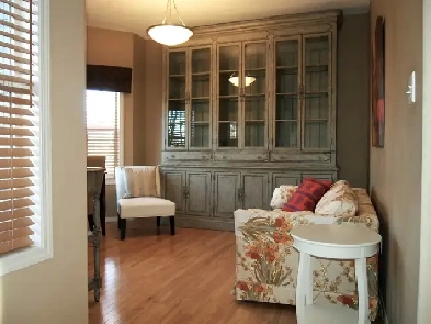 SW Furnished House! 3Beds Den! All Utilities! 1K Net! Smart TV! Image# 7