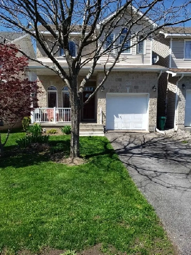 452 Laura Ave East End 3 1 Br/2.5 bth $2700  Jan 1 finished bsmt Image# 6