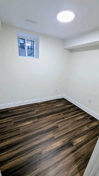 Brand New Legal Basement in Mississauga - Immediately available Image# 8