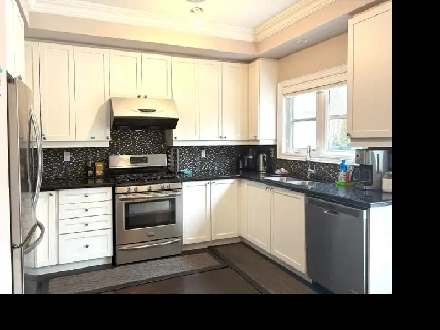 Spacious Bright Room Available Feb 1, 2026 Image# 5