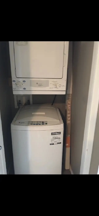 condo 1bedroom den for rent Image# 7