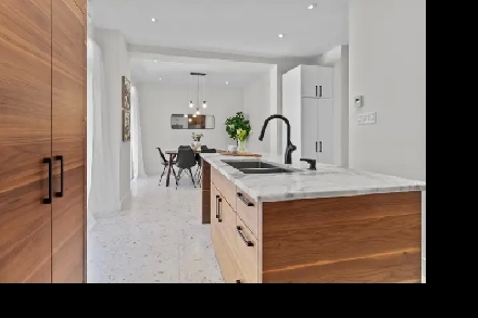 Spacieux 5 ½ au rez-de-chaussée Image# 9