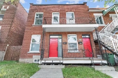 Super 5 1/2 lumineux au 2e étage Image# 2