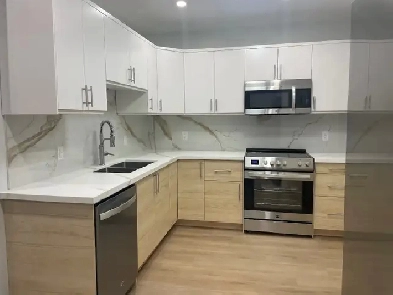 Prime Student Location/Completely renovated/ All inclusive/May 1