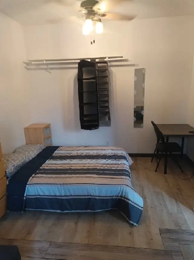 4-5 min du Metro Rosemont(UdM,UQAM...)Grande chambre,tout Inclus Image# 3