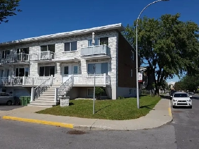 4 ½ haut de triplex/upper triplex, Lasalle à louer/to rent Image# 10