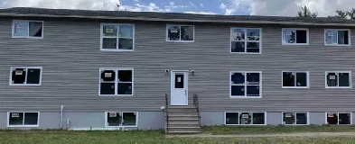 3 Bedroom Apartment Heated/Lighted Image# 4