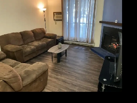 2 Bedroom Condo in Fort Richmond Image# 6