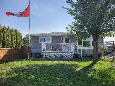 Homes For Sale in Wetaskiwin beautiful Home