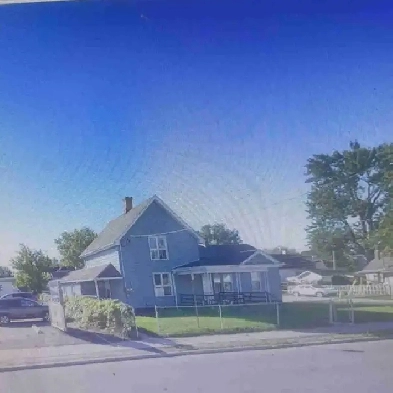 DUPLEX FOR RENT - 2 UNITS Image# 2