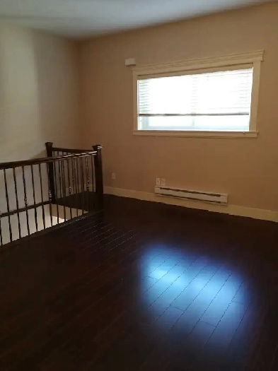 Available Immediately 1 Bedroom Coach House Image# 2