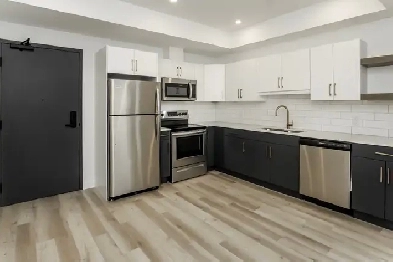 2 Bed 2 Bath Available! Move In Ready! Image# 1