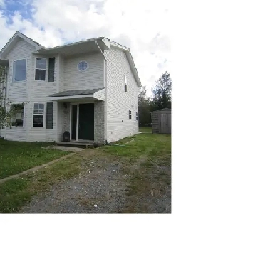 3 Bedroom Semi-Detached Home – Elmsdale – Available Feb 1