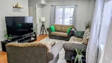 Bright 2 Bed   Den | 2 Bath | Ground Floor w/ Balcony Image# 3