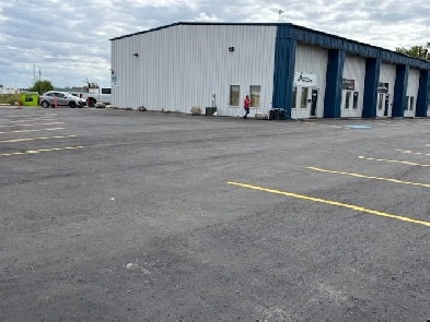 commercial space/office/workshop available for rent Image# 1