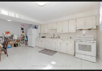 basement for rent Image# 10