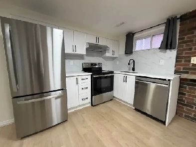 2 bedroom unit - Basement - near 401/400, Weston GO, UP & TTC Image# 1