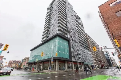 1 Bedroom   Den for rent in downtown Ottawa Image# 1