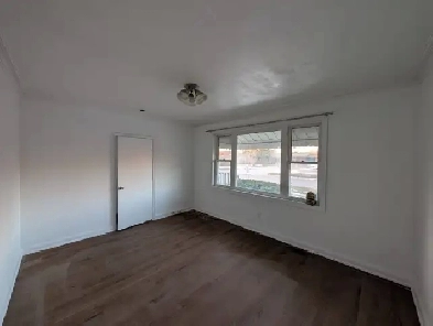 ROOMS FOR RENT SCARBOROUGH - LAWRENCE AND MORNINGSIDE Image# 1