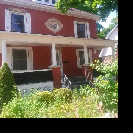 Two Bedroom Apartment near General Hospital