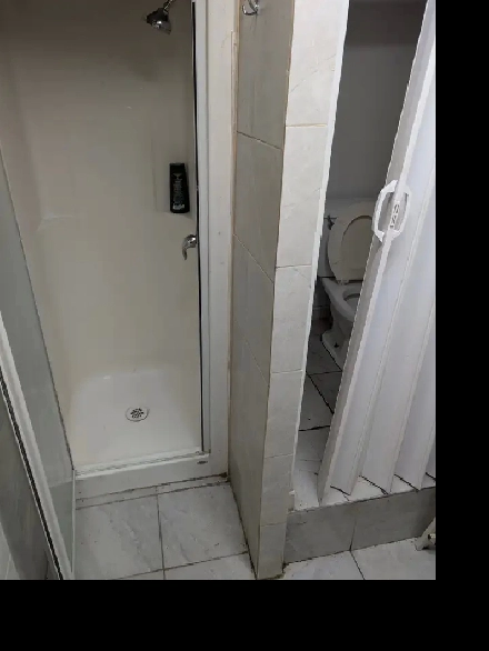 499 Furnished Private Room Downtown – Utilities &  Intranet Image# 1