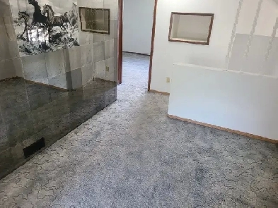 2 Bedroom St. Boniface Upper Duplex Suite For Rent Image# 1