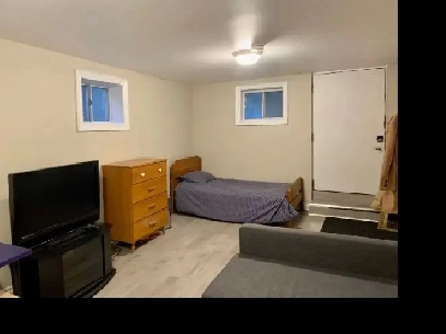 Room for Rent,Males Only,$850,Chinatown,Dundas Spadina, Feb. 1st Image# 1