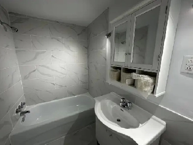 Grand et beau 4 1/2 à Longueuil