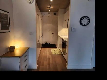 Studio Meublé Libre immédiatement Image# 1