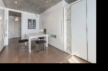 All-Inclusive Griffintown Studio – Perfect for Short & Long Term Image# 1