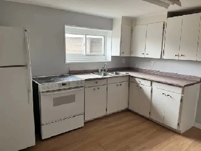 3 Bedroom for rent $1900 Image# 1