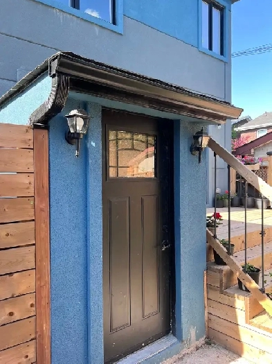 Asap Room for rent  male only! Main&danforth 3 mins walk  subway Image# 1