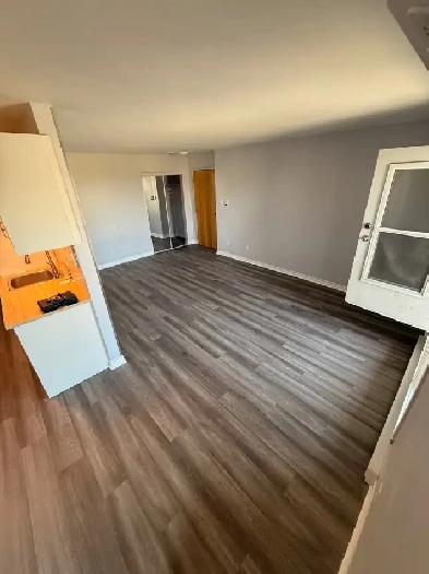 La Prairie - 5 1/2 - Libre Immédiatement