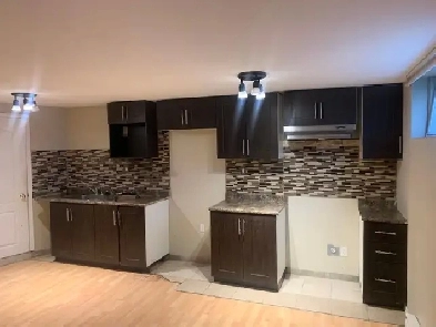 Grand 3-1/2 à louer pour 1000$ à Repentigny