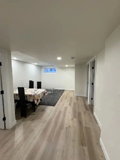 Bedroom in basement for rent Image# 5