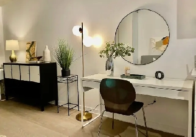 Fully furnished big studio next to UQAM-Downtown Montréal Image# 1