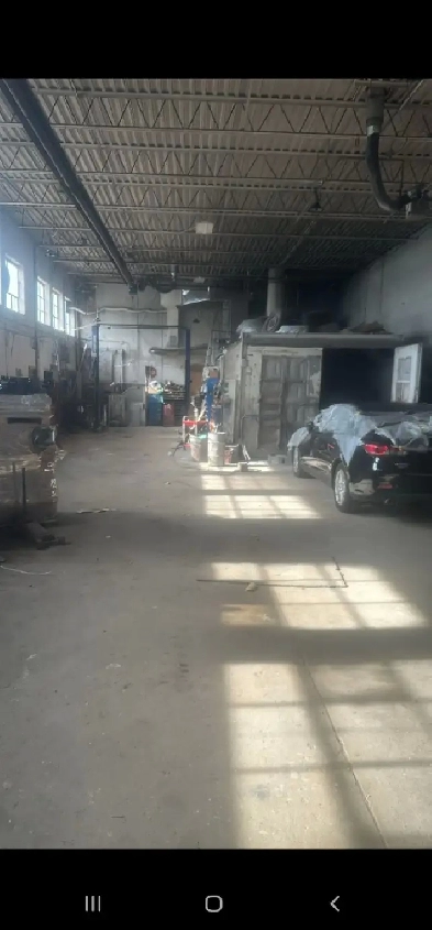 Garage Auto Body Shop: Space For Rent Image# 1