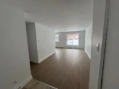 3 1/2 À LOUER À CHARLEMAGNE Image# 1